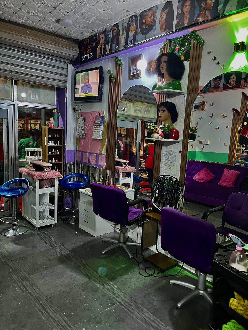 Inside the Salon
